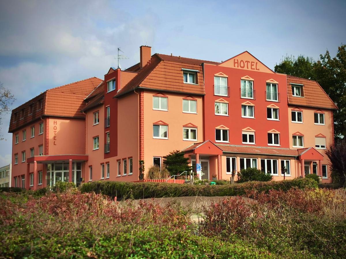Meister Baer Hotel Wettiner Hof Glauchau Exterior photo